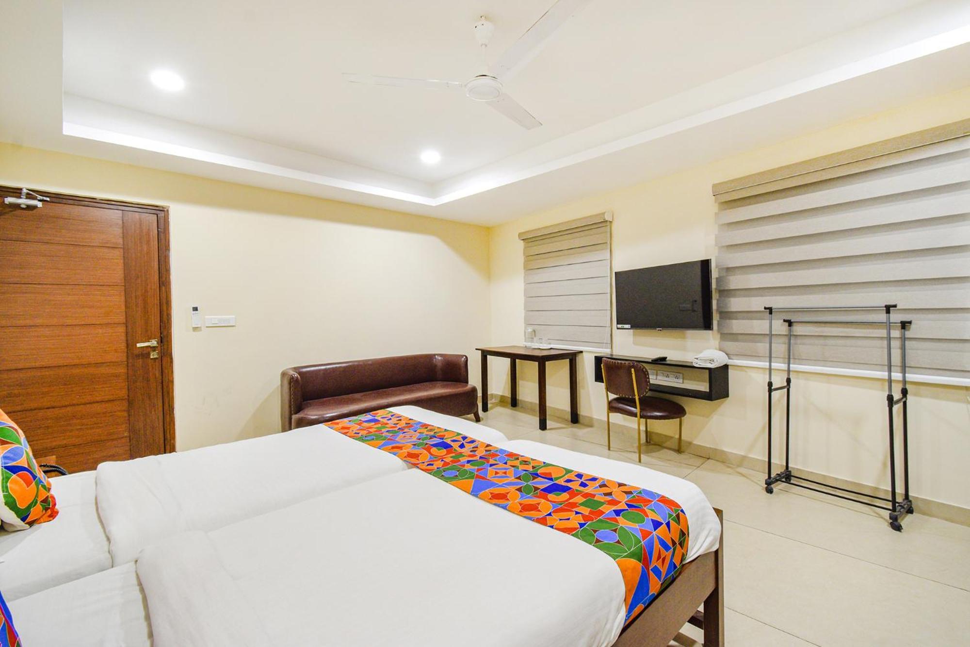 Fabhotel Prime Am Suites - Nr Yashoda Hospitals - Secunderabad Hyderabad Esterno foto